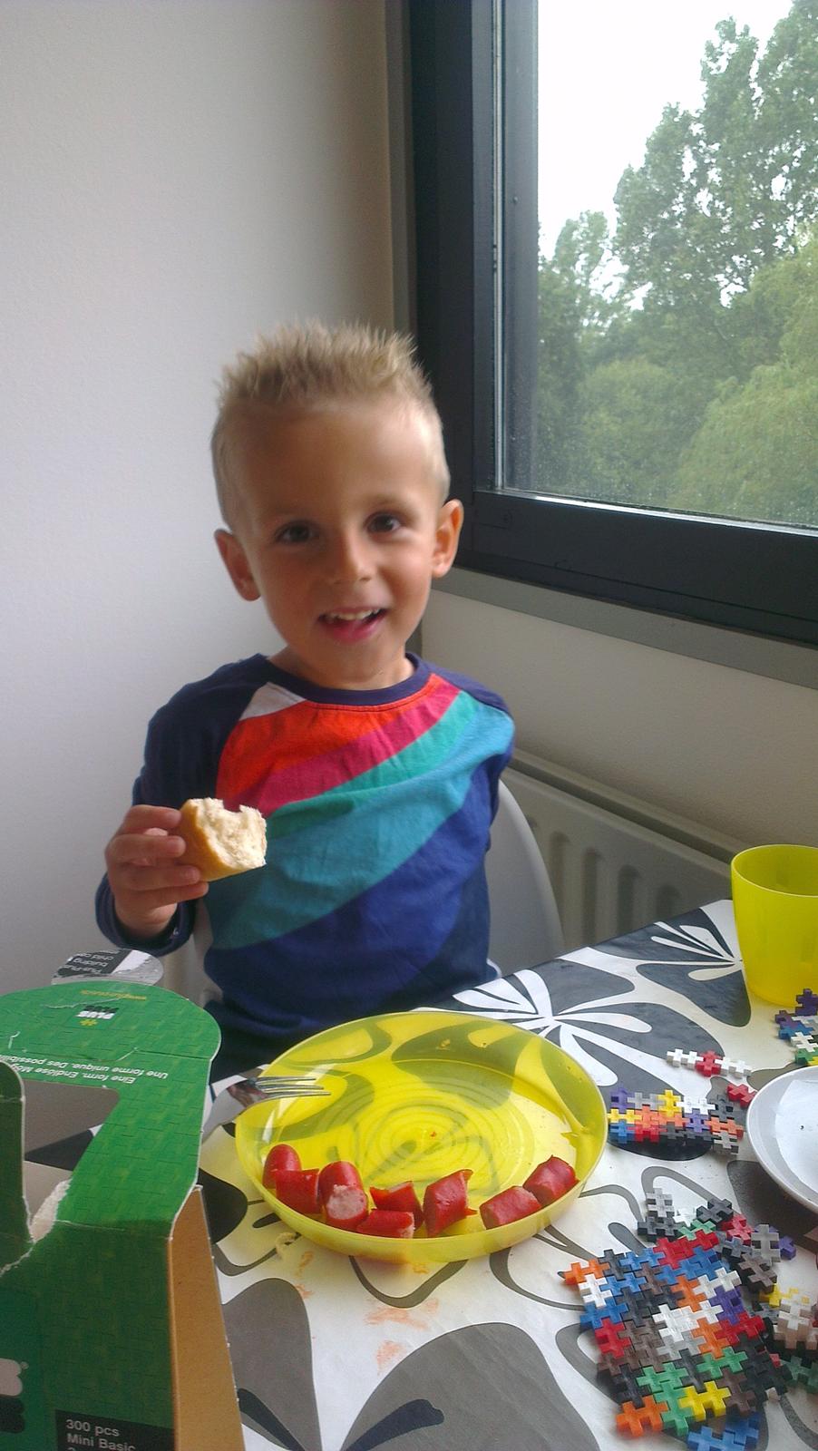 Dreng Magnus - Magnus fået sat hår, her er han næsten 4 år :) billede 10