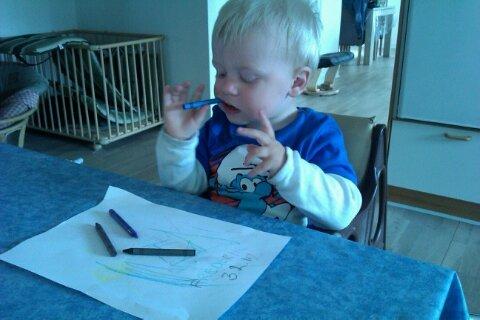 Dreng <3 Frederik <3 - Lige en tegning der skulle laves :) 17 mdr. billede 15