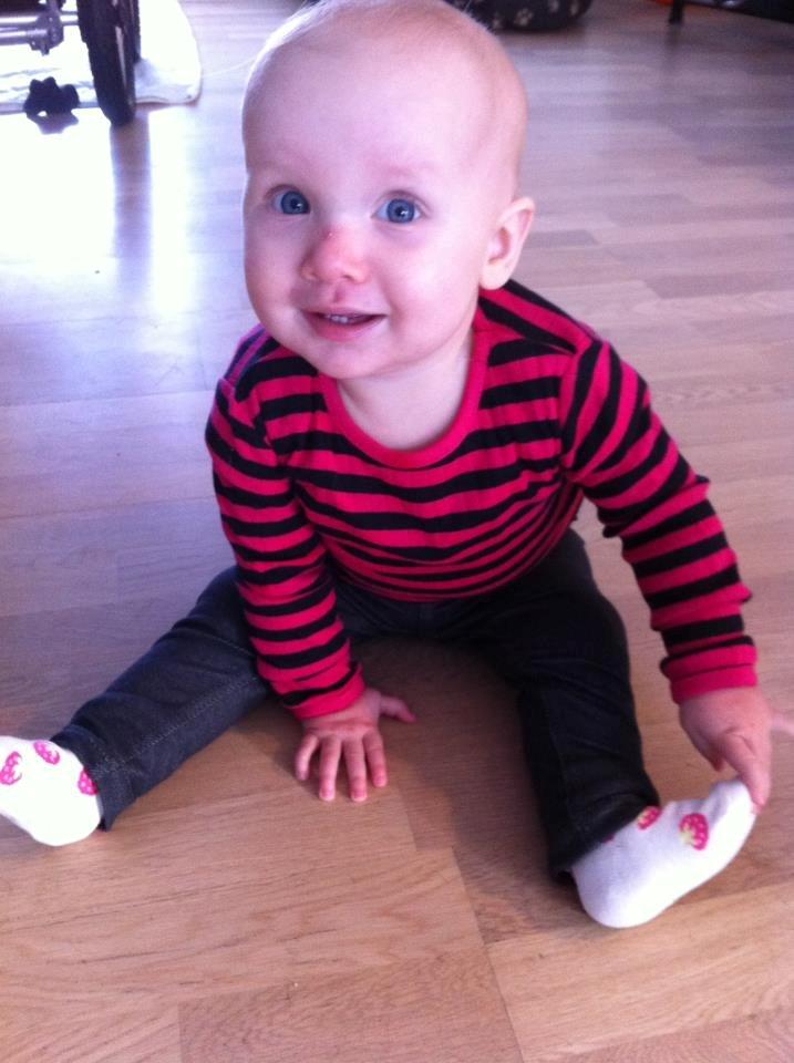 Pige Mette-Louise - Så er jeg 9 måneder gammel.. :) billede 15