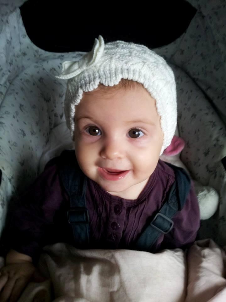 Pige Amanda Osmann - Påtrods mellemørsbetændelse kan hun godt smile <3 (8MDR) billede 1