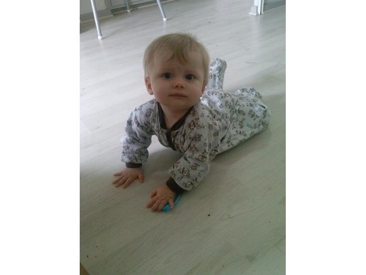 {{currentPhoto.altText}} billede {{currentPhoto.number}}