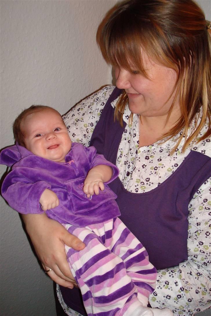Pige Emily Rose Dalgaard - Emily og mig billede 9