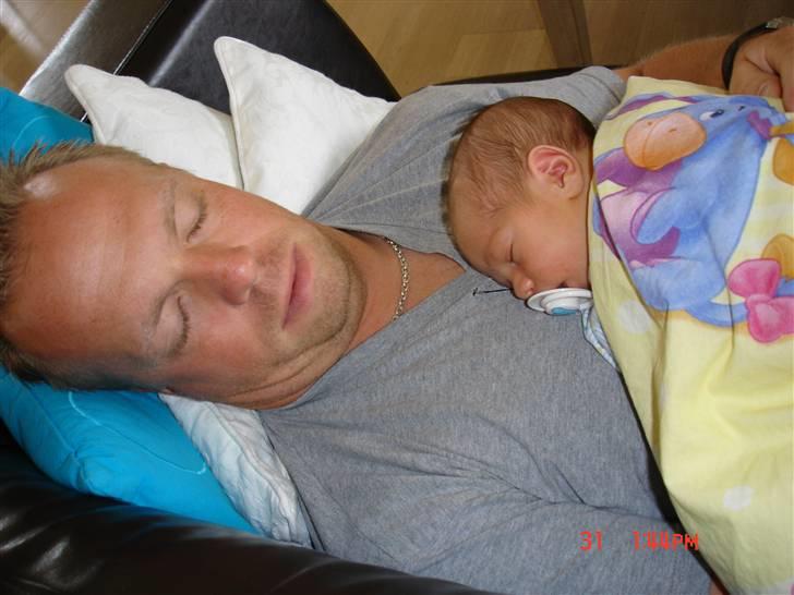 Dreng Alexander Løvendahl - Min dejlige mand og min smukke søn. billede 14