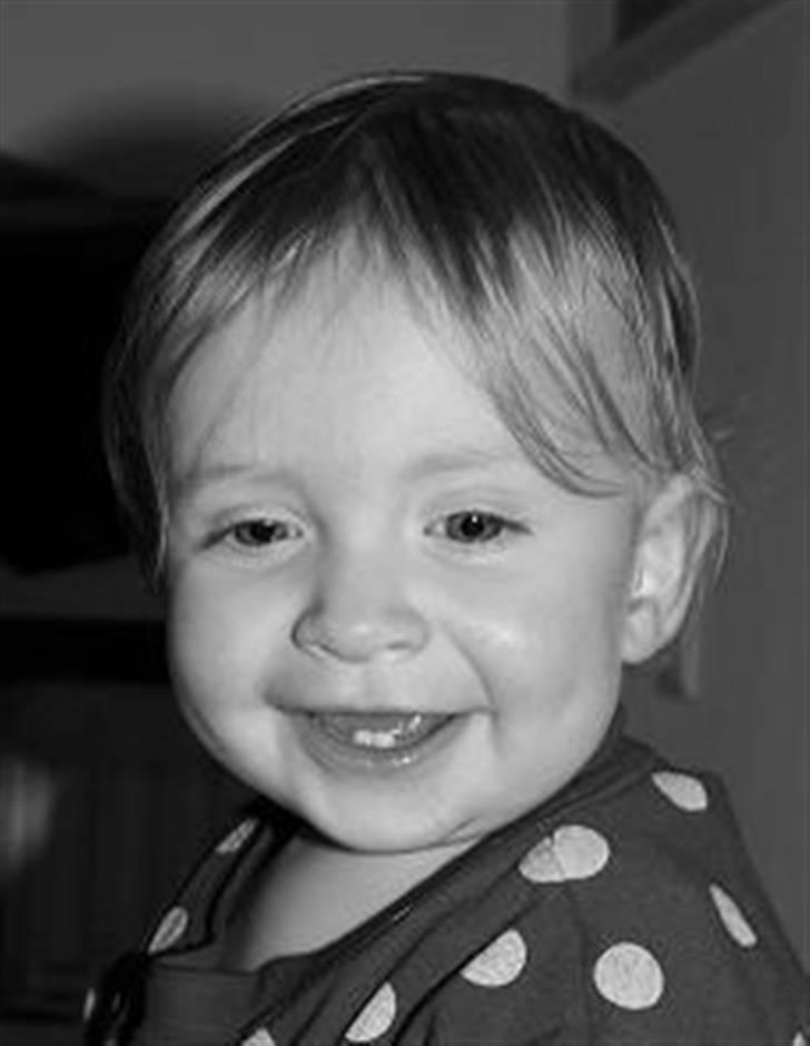 Pige Mia - Mia 1 år billede 9