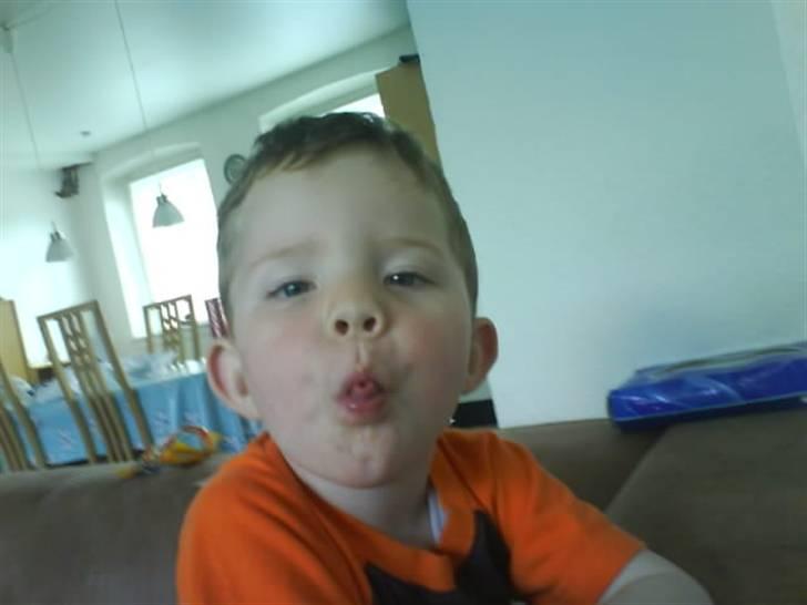 Dreng Oliver  billede 1