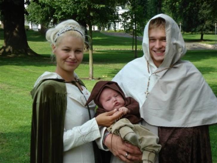 Dreng Anton Louis A. L. - Anton og mor og far til Middelalder fest i Horsens billede 18