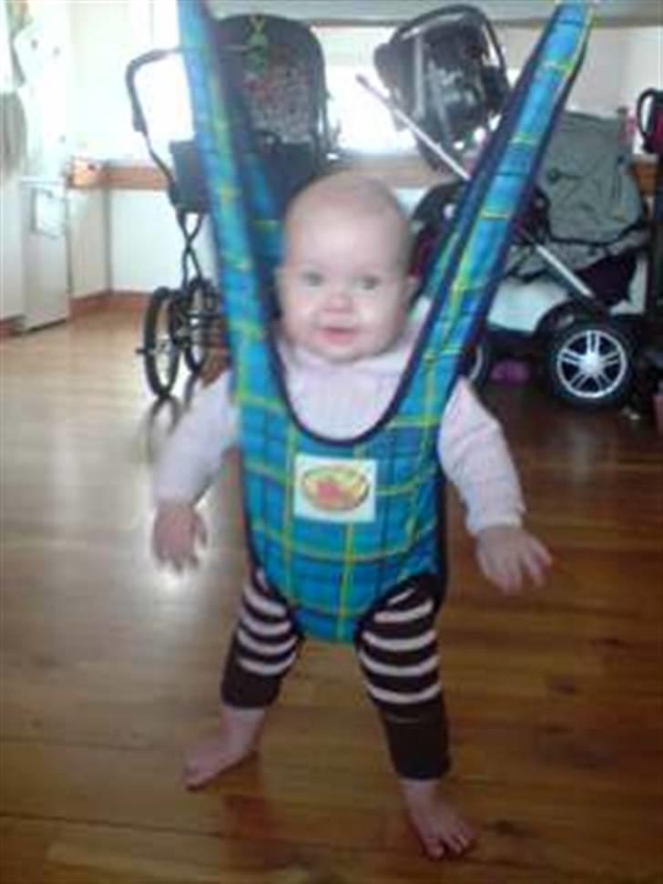 Pige Kira Vørsing billede 5