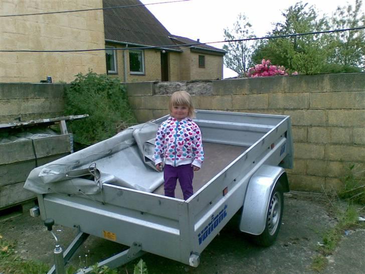 Pige Ditte Fuglsang Larsen - Ditte i traileren billede 6