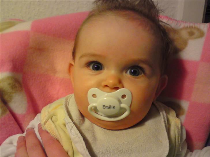 Pige Emilie billede 14