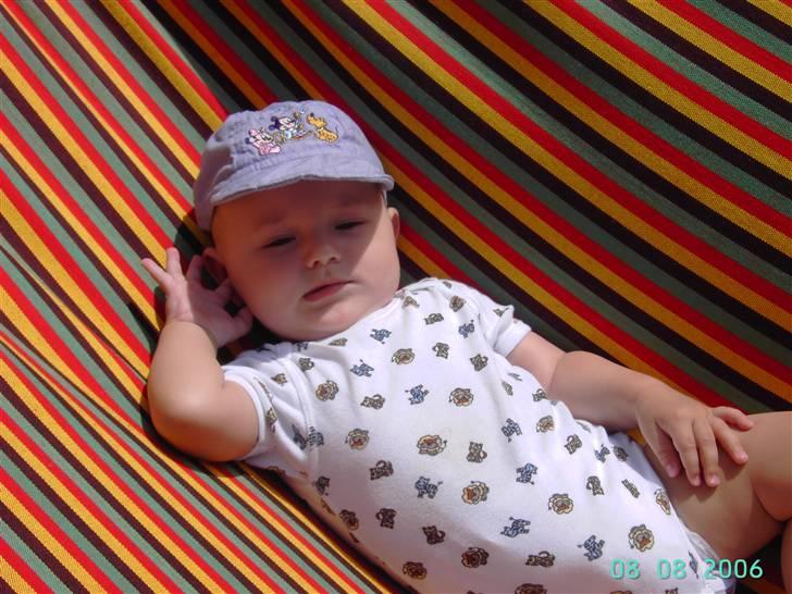 Dreng oliver - vores lille sol babe billede 4