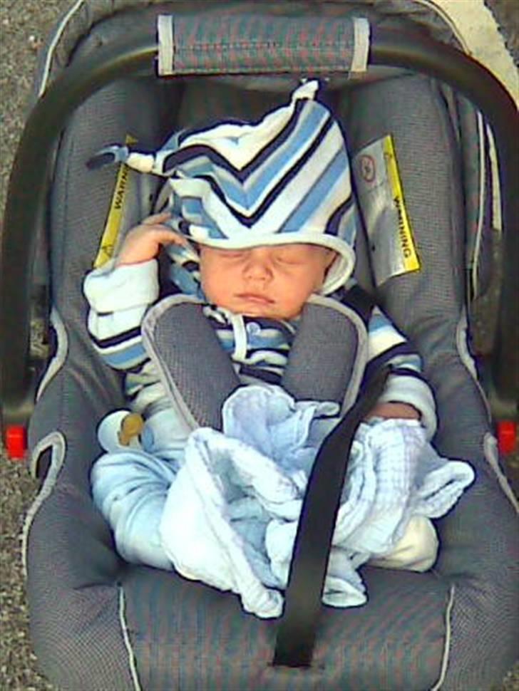 Dreng Jannik billede 5