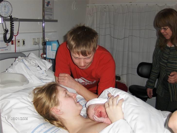 Pige M<3 - den lille familie (på fødestuen) billede 6