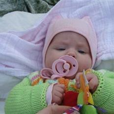 Pige Josefine Elisabeth