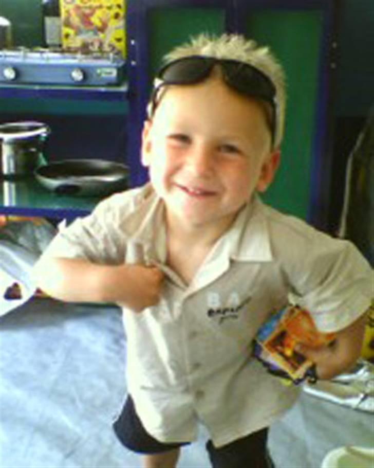 Dreng Marius  - På camping ferie i Italien Marius er her 2 år.  billede 5