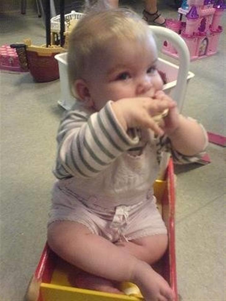 Pige Katie billede 9