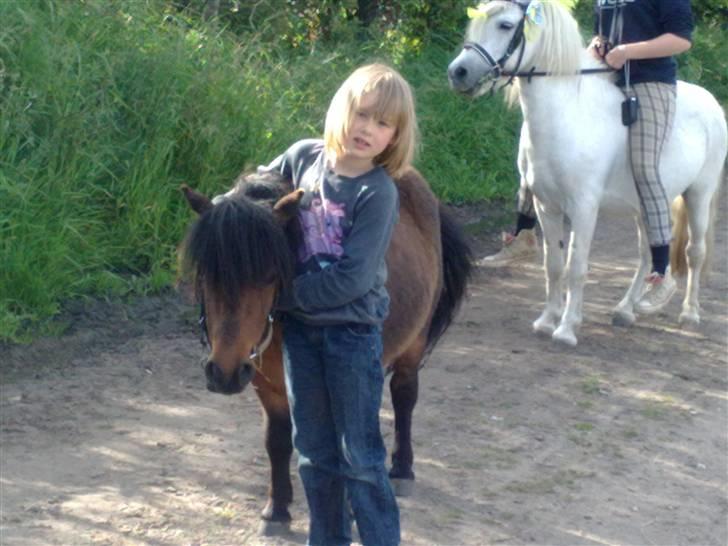 Pige Cecilie - Cecilie og Rex billede 6