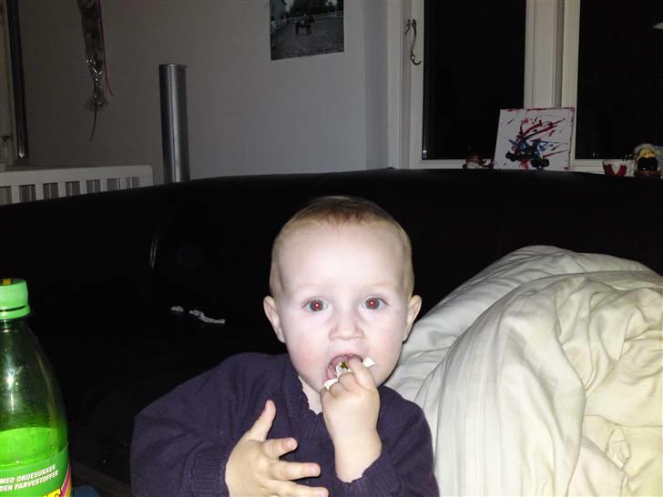 Pige sophie - lige da vi var flytte op i den gamle lejlighed billede 7