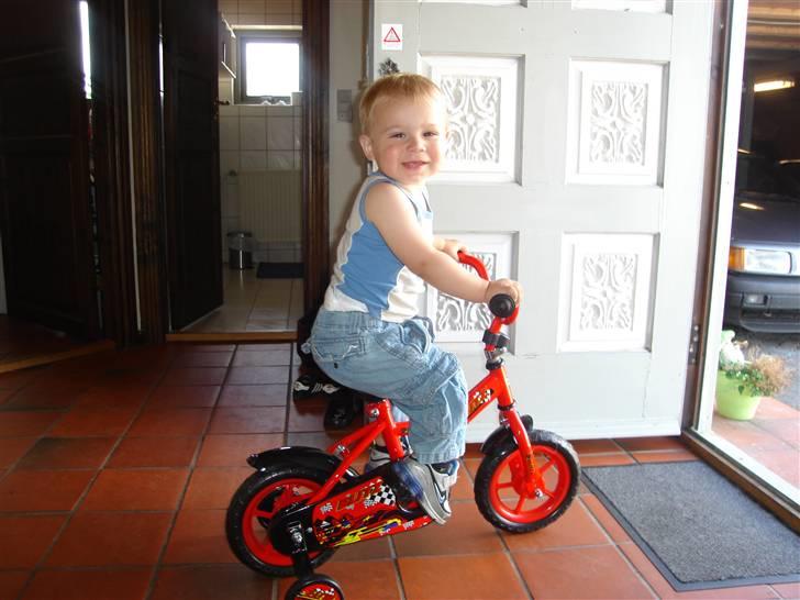 Dreng Oliver billede 12