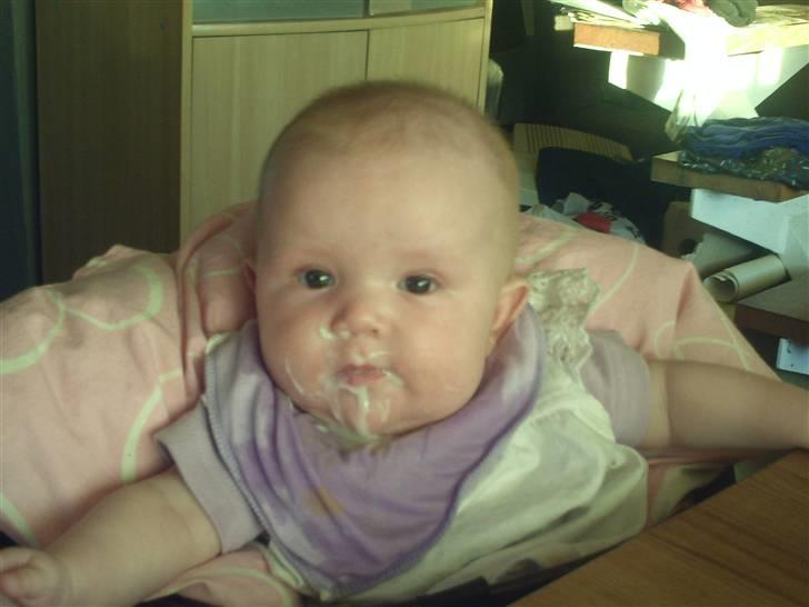 Pige Freja Wede Eriksen - 4 mdr billede 6