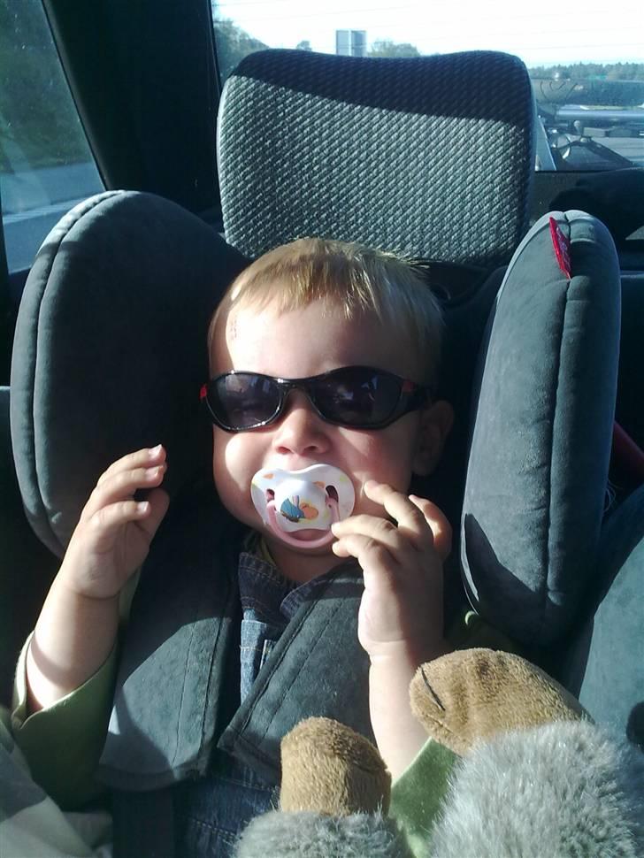 Dreng Oliver billede 17