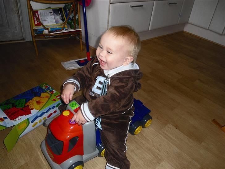 Dreng Joah T. Hald billede 16