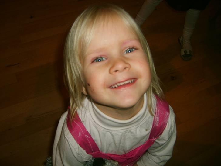 Pige charlotte  billede 17