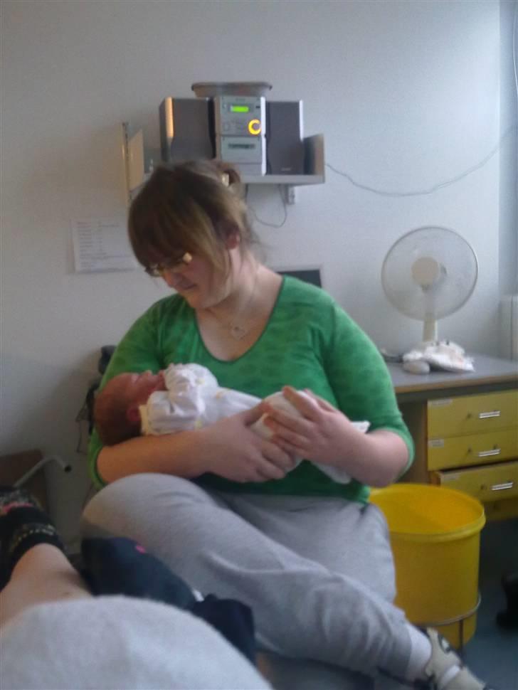 Dreng Jonathan R. S. Kristensen - Tante Nanna billede 2