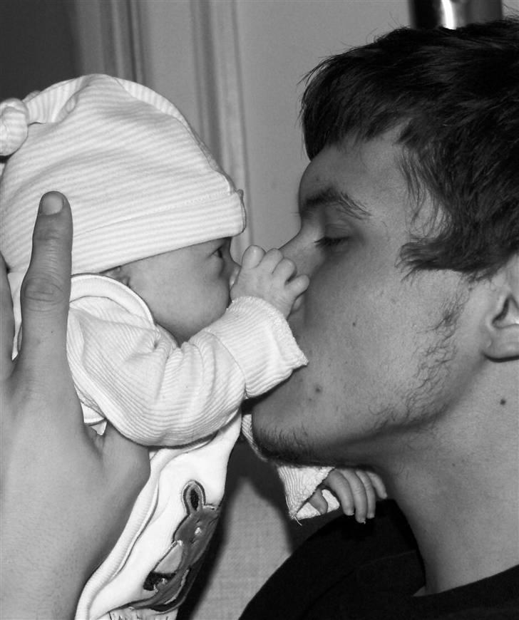 Pige Kaya Emilie - Farmand og Kaya. 1 mdr gammel billede 9