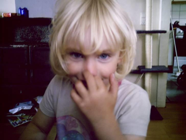 Pige Cecilie Nielsen billede 14