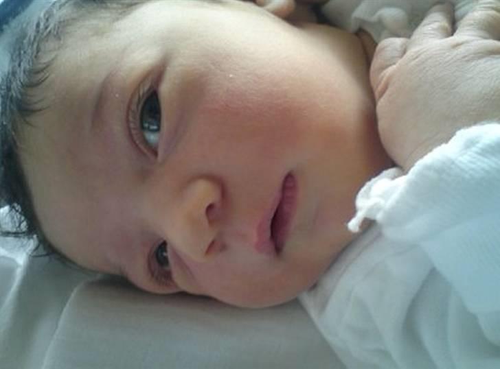 Pige Freya - 2 dage gammel :-) billede 5