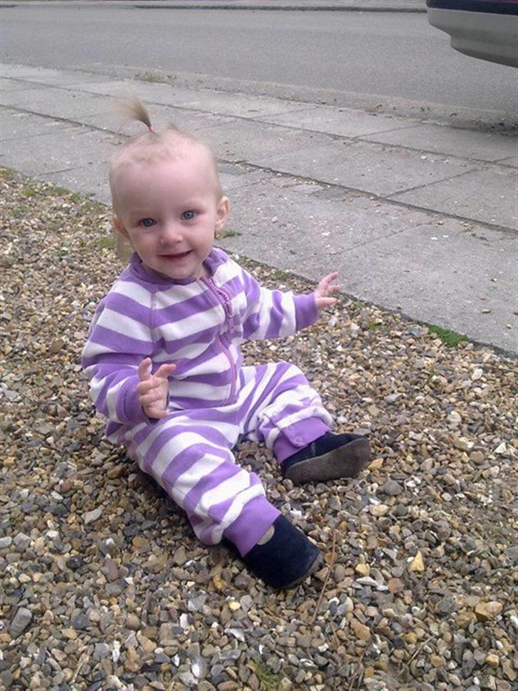 Pige Sara Lykke billede 2