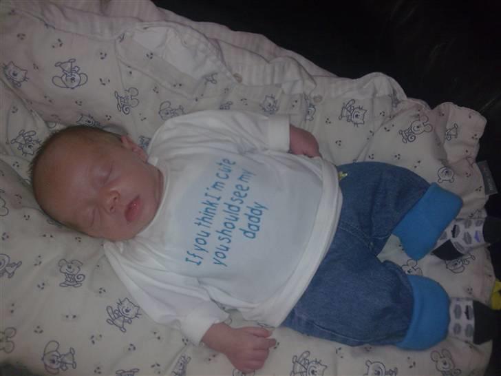 Dreng Malik - ok nu er jeg træt billede 3