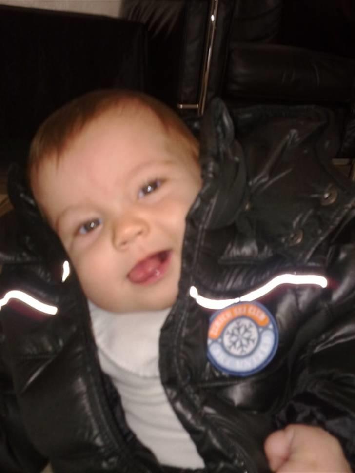 Dreng Malik - hæ hæ ny jakke billede 11