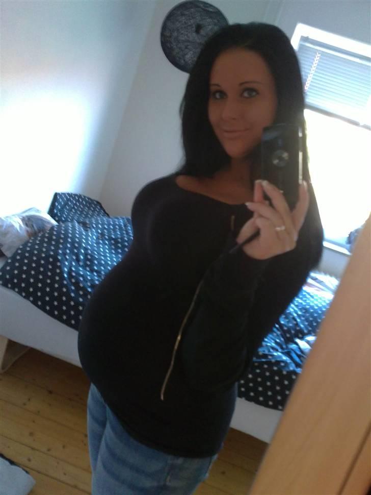 Pige Prinsesse Maja - 25+3 :) maven vokser :D <3 billede 10