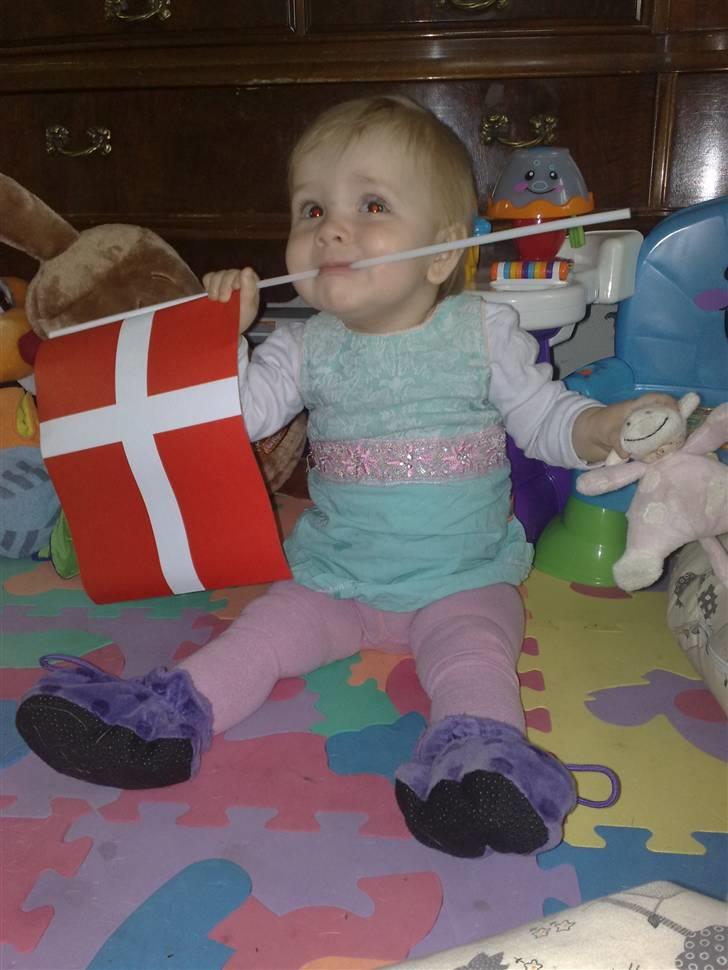 Pige Alfa - Min et års fødselsdag billede 17