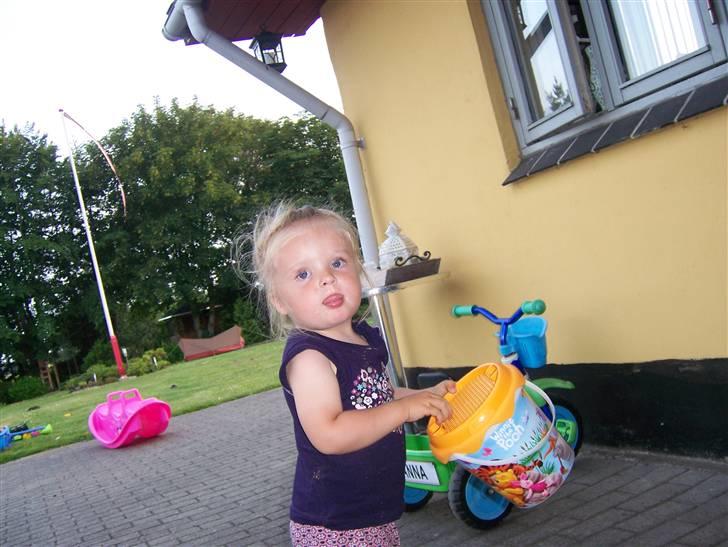 Pige Anna Nathalie billede 10