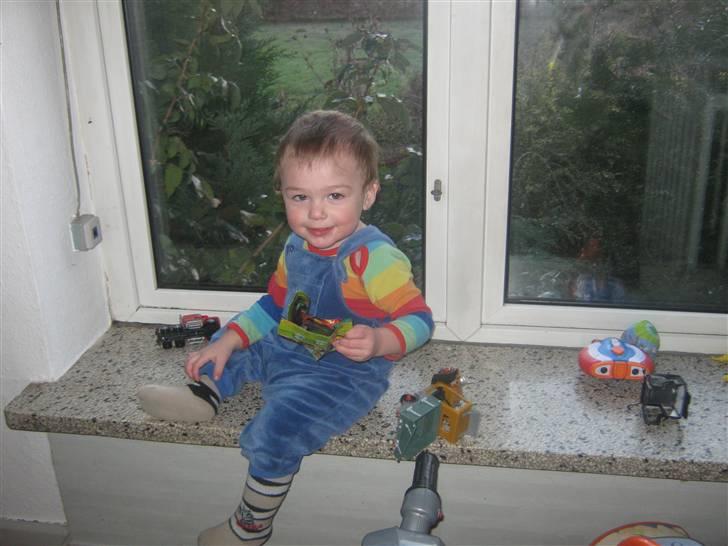 Dreng Kristian theis - leger billede 10