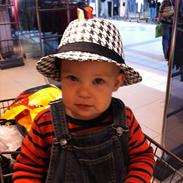 Dreng Sebastian Elvis