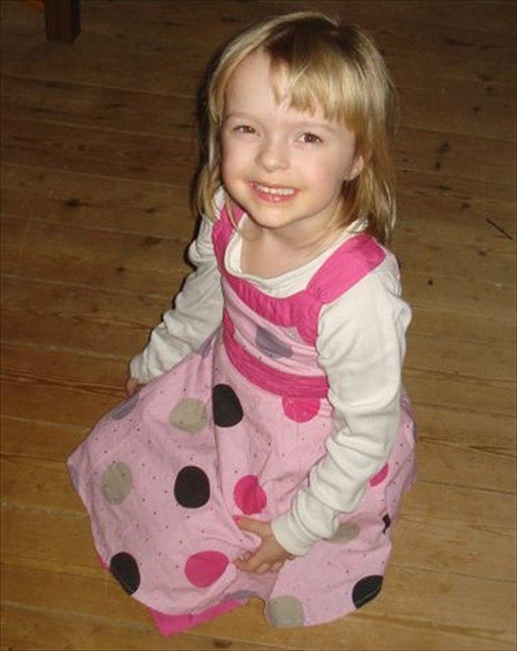 Pige Elisabeth may  billede 5