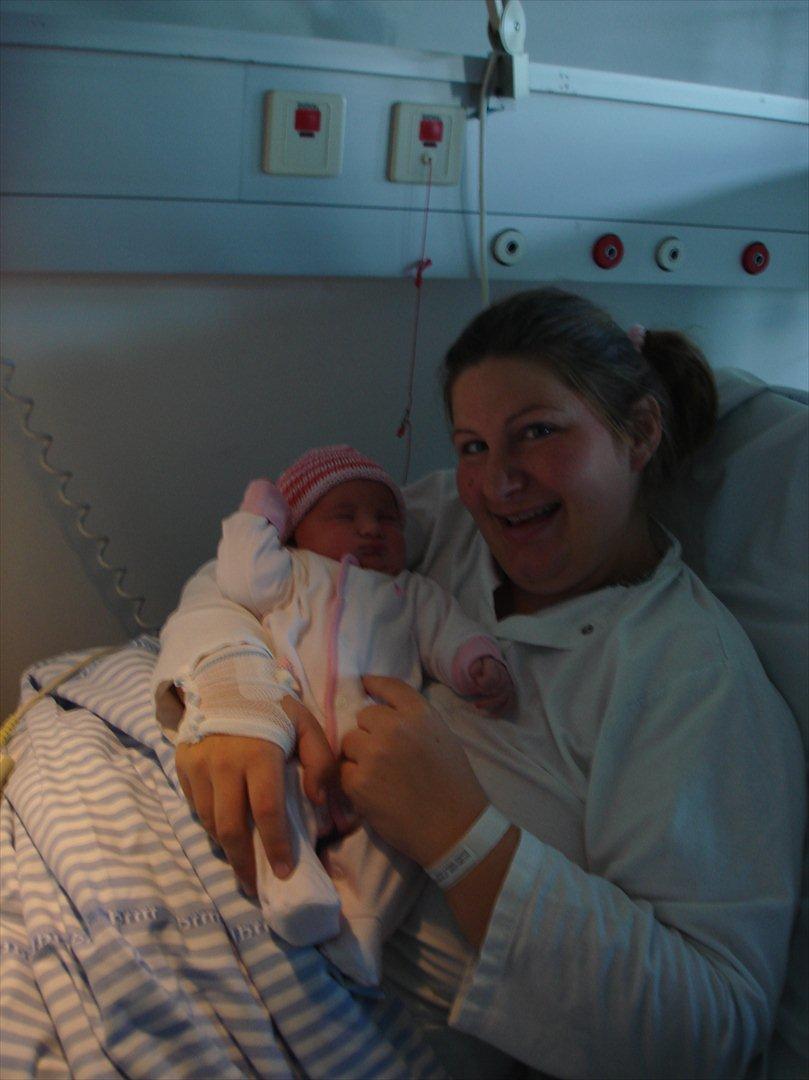 Pige Ida Marie  - se min fine pige....  billede 8