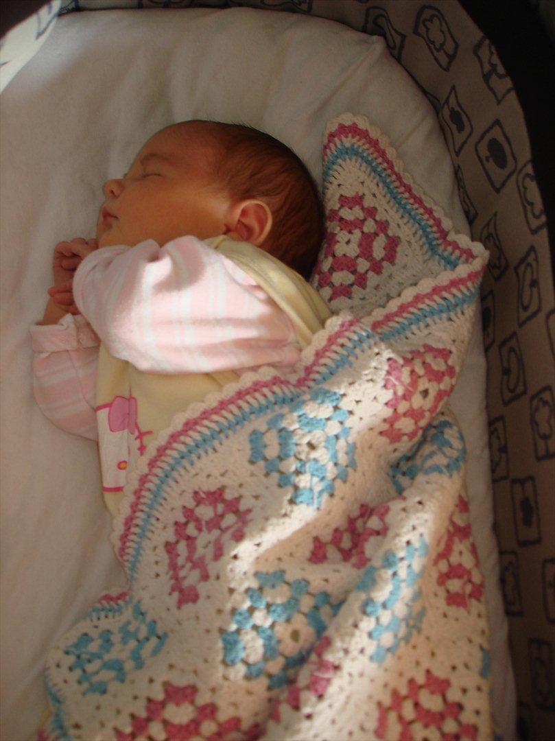 Pige Ida Marie  - sover så dejligt :)  billede 11