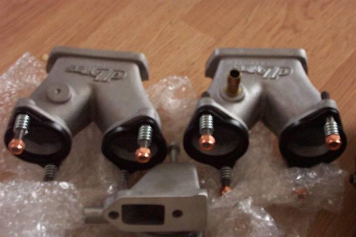 Lidt af hvert - Mine nye dbilas manifolde og termohus til 2,2 eller 2,4 billede 3