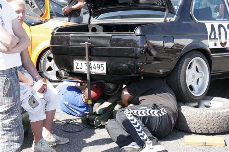 DHB 2008 - Race, brændere osv.  - Der var noget bagtøj der skulle have en gang ståltråd. billede 3