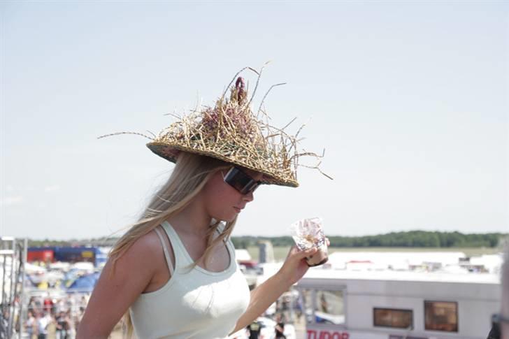 DHB 2008 - Race, brændere osv.  - Så kom der lige noget camouflage forbi, på hvad jeg ellers troede var en inaktiv millitær station. billede 12
