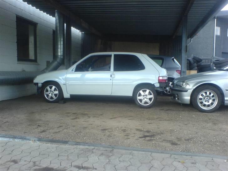 Citroen Saxo VTS 8V projekt/styling UPDATE 7-7-08 - Lige et hurtig billede af bilen som den står pt. billede 94
