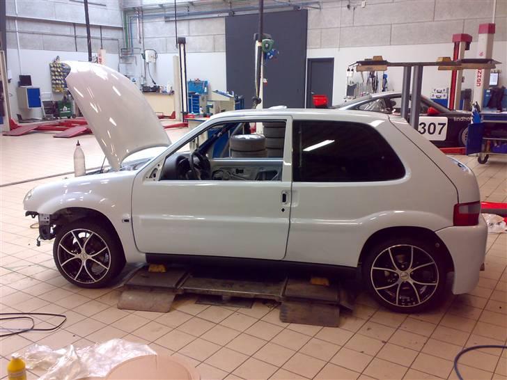 Citroen Saxo VTS 8V projekt/styling UPDATE 7-7-08 - Så fik vi lige prøve monteret fælge mig og Cralle idag =).. billede 101