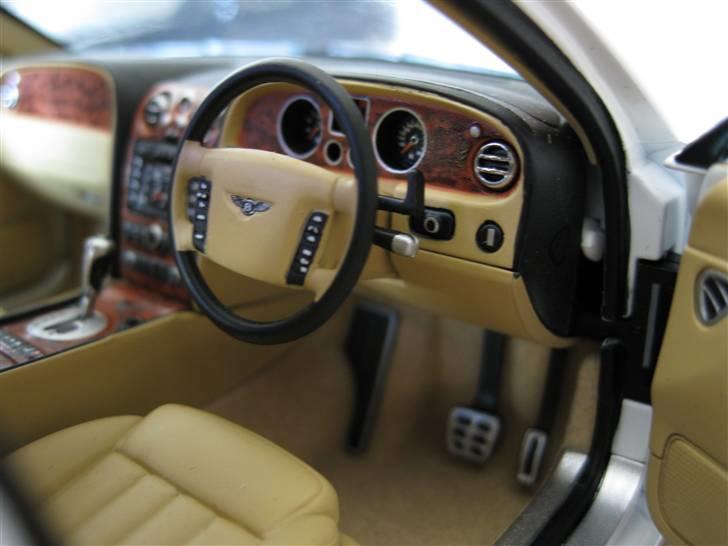 3 x Bentley 1:18 modelbiler billede 6