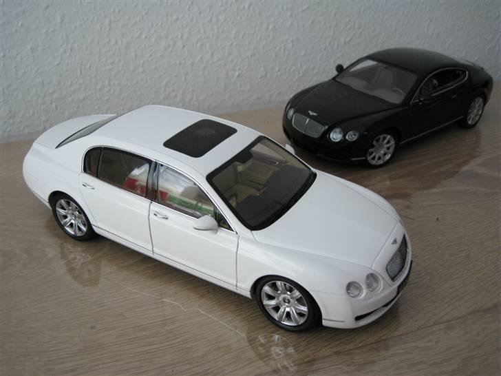 3 x Bentley 1:18 modelbiler billede 9
