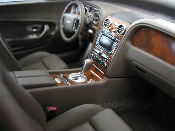 3 x Bentley 1:18 modelbiler billede 21