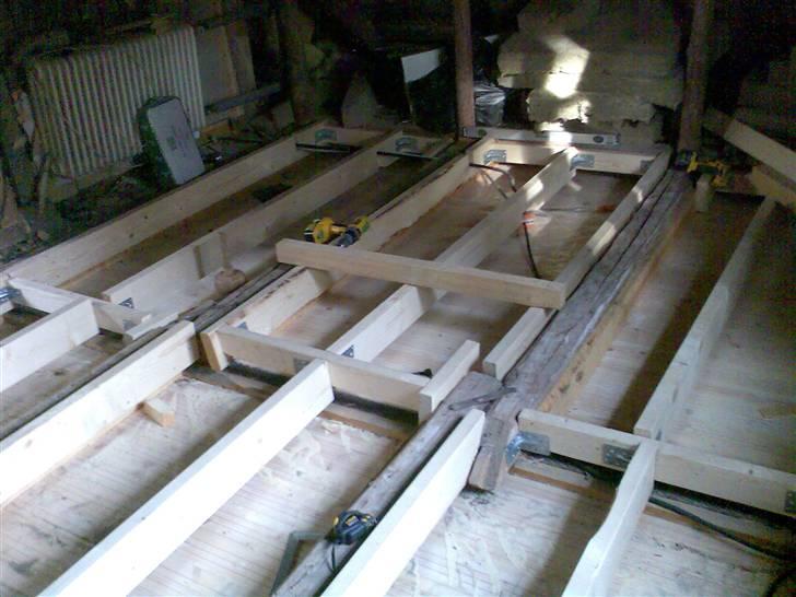 Renovering af værelse - Flere gulvstrøer billede 5